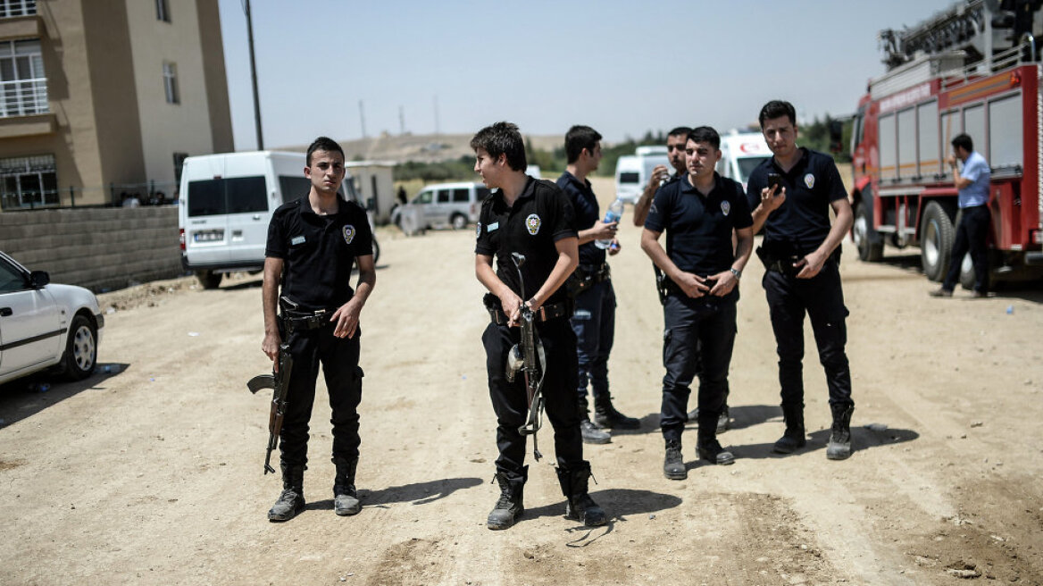 Ο Ερντογάν εξοπλίζει με βαρύ οπλισμό την τουρκική αστυνομία